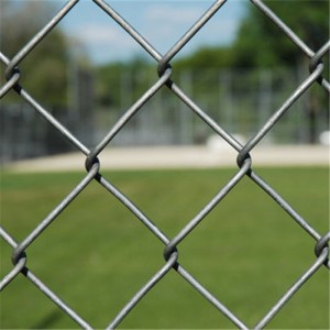 Galvanized chain link mesh para sa fencing sa mga roll