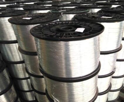 Electrically galvanized spindle wire