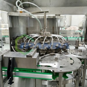 स्वचालित 3 इन 1 वाइन बनाने की मशीन बियर भरने की मशीन