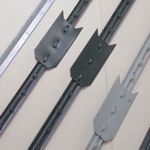 Poste de valla de acero con tachuelas para cercas de alambre