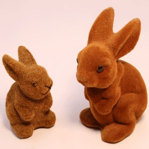 Velikonoční den sametové imitace králíka
