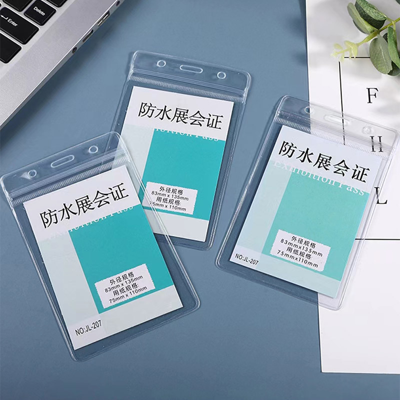 Cartão de exposição à prova d'água Porta-cartões de identidade em PVC e porta-crachás