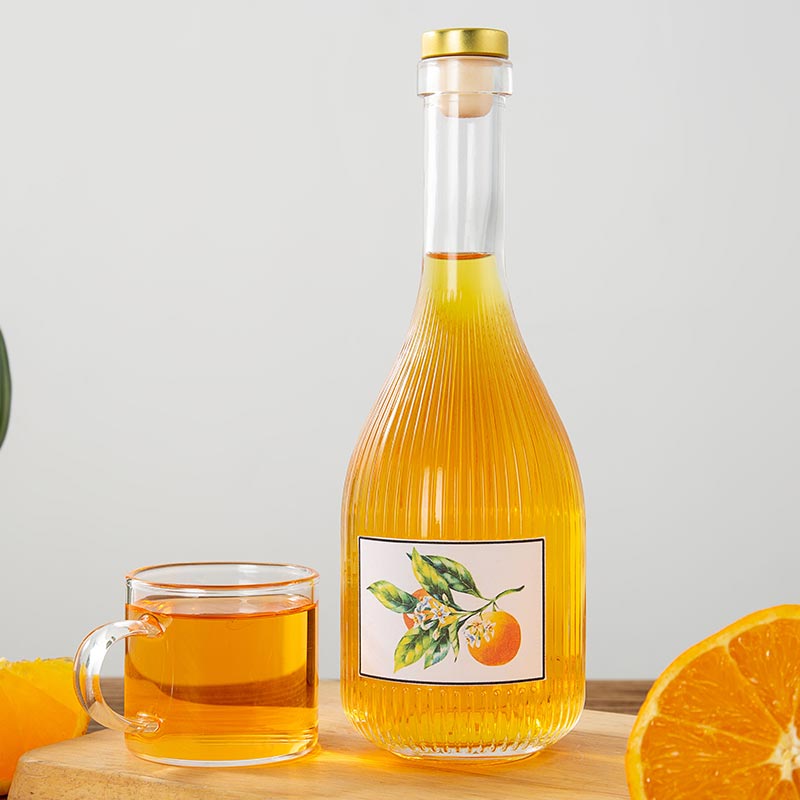 Nyt design Stripe Langhals Glas spiritusflaske til Whisky Vodka