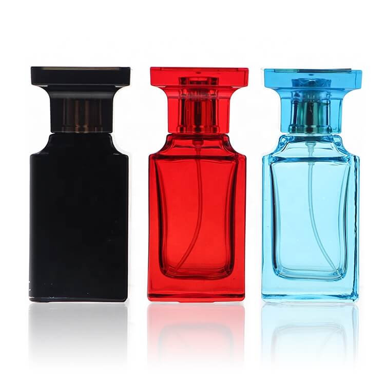 55 мл квадратна черна, червена, синя стъклена бутилка със спрей за парфюм