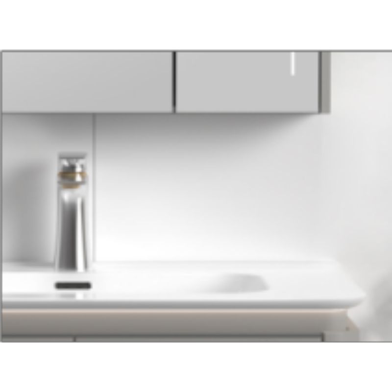 Modna minimalistična kopalniška omarica z ambientalno osvetlitvijo in keramičnim umivalnikom ter kopalniška omarica z velikim distančnikom za shranjevanje