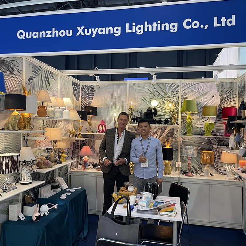 Quanzhou Xuyang Lighting Co., Ltd Bersinar Caang dina Pameran Lampu Internasional Hong Kong 2023