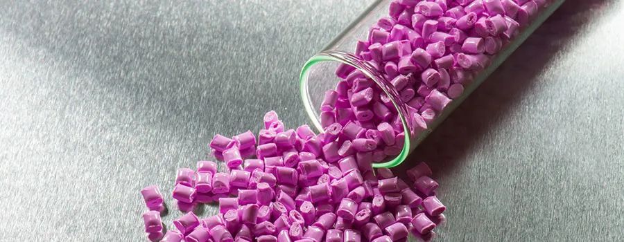 Pambuka kanggo Masterbatch Warna Digunakake kanggo Cocog Granules Plastik