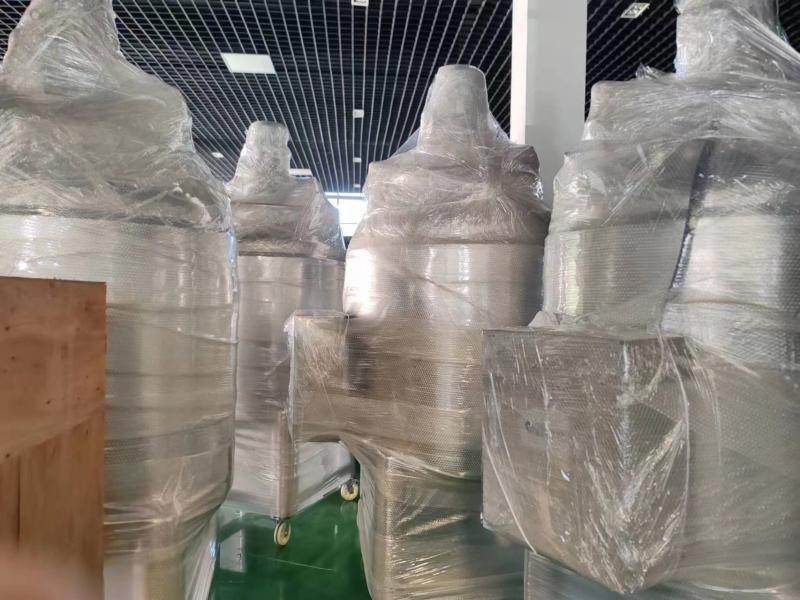 Sina Ekato: 준비된 배송으로 맞춤형 액체 세척 장비 제공