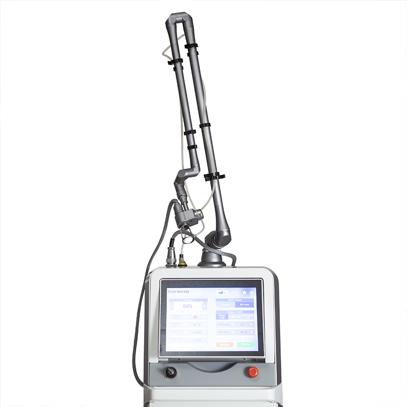 Fractional CO2 Laser-Narbenentfernungs-Aknebehandlungs- und Vaginalstraffungsmaschine