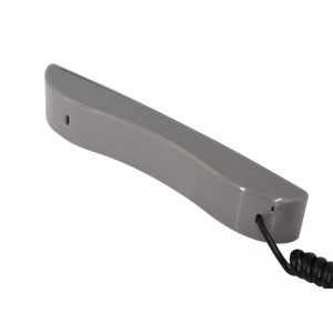 USB handset for outdoor kiosk with wire retractable box
