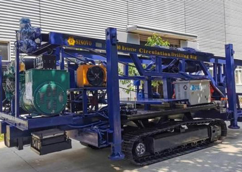 A SINOVO reverse circulation drilling rig was packed and shipped to Malaysia