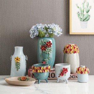 Vaso e fioriera in ceramica goffrata a mano in stile europeo