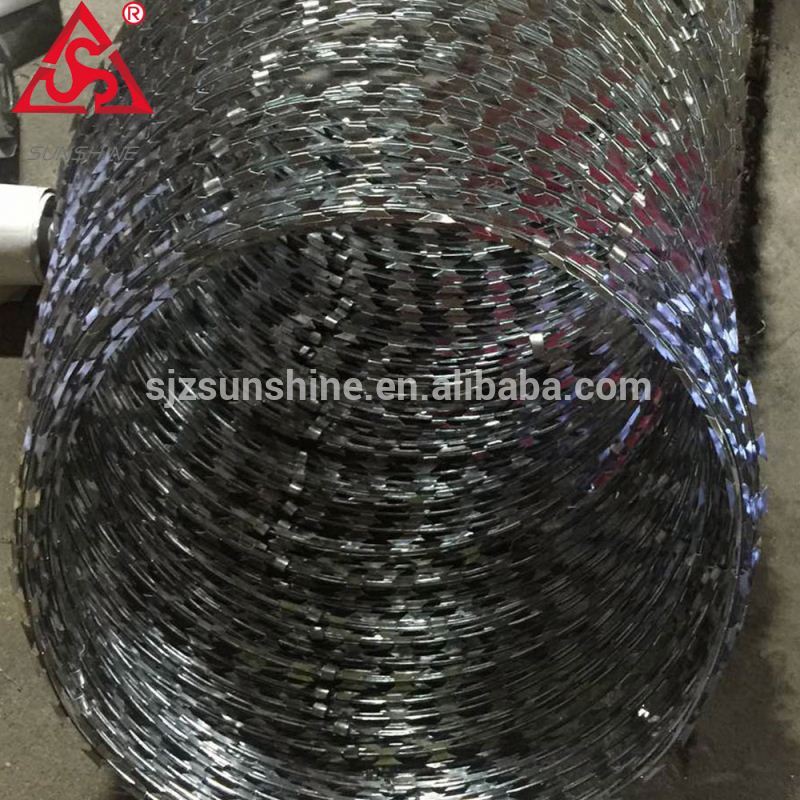 Galvanized concertina razor barbed wire mesh