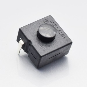Elektrisk lommelygte sort kontakt YT-8008-112A 8,3*8,3 2pin tænd-sluk lommelygte trykknapkontakt