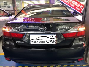 I-Toyota Camry