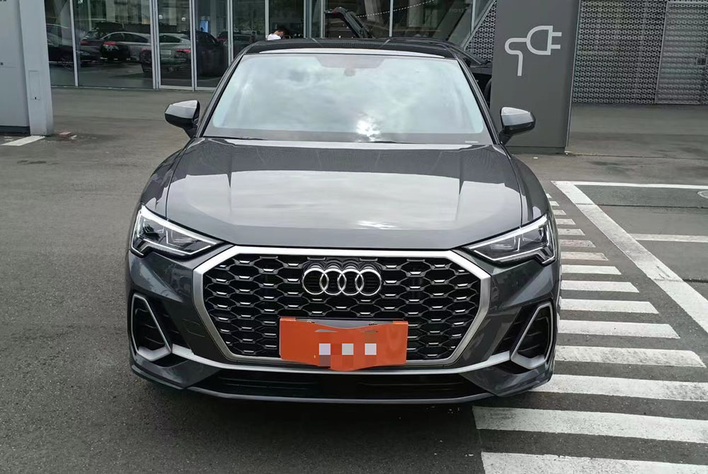 Използван автомобил Audi Q3 2020 Модел Ефективен за гориво автомобил с изображение