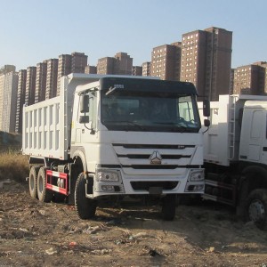 HOWO 371 dump truck