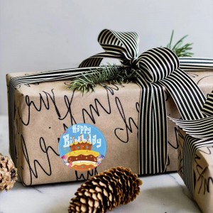 Amazon Hot Sale Custom Logo Painettu rullapaperi kulta leimauspyöreä Hyvää syntymäpäivää sinettitarrat pakkauksiin