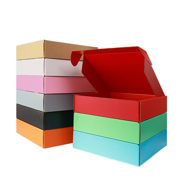 2022 Hersteller China OEM Custom Logo Faltbare Versandpapierbox Männer Monatliche Bekleidung Gewellte Geschenkversandboxen für Kleidung Schuhe Verpackung