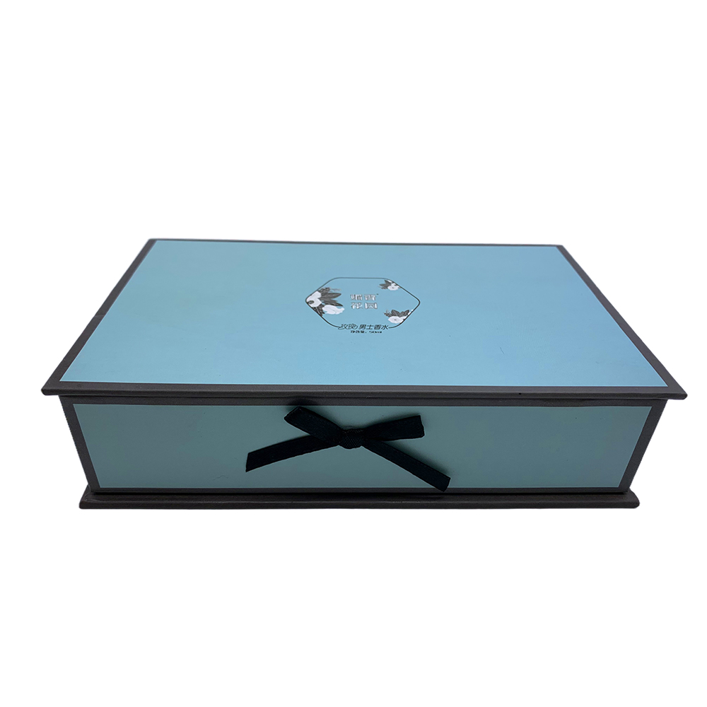 Պատվերով լոգո Luxury Rigid Closure Magnetic Gift Box Book Shape Cosmetics Packaging Paper Boxes Արտադրող