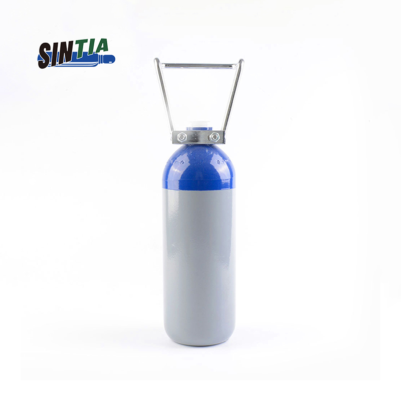 Издръжливи и непропускливи газови бутилки от 2,7 l