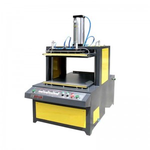 Factory directly Fully Automatic Packaging Machine - ZK-700YS Vacuum Packaging Machine – Xingmin