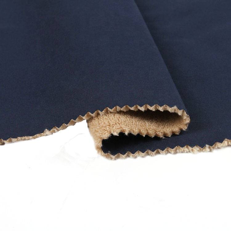 Kinesisk grossist polyester 4-vägs stretch skaltyg bunden med mikrofleecebaksida och TPU