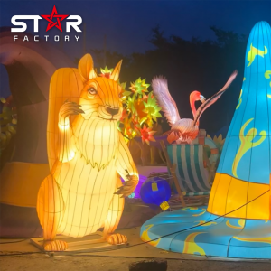 Kiinan festivaalin koristelu Eläinten teema Kangas Orava Lyhty