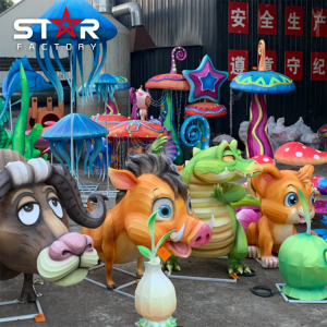 Spectacol popular al festivalului felinarelor chinezești cu felinare pentru animale