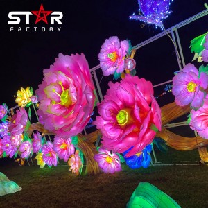 Chińskie latarnie festiwalowe na świeżym powietrzu z pokazem lampionów LED z kwiatami