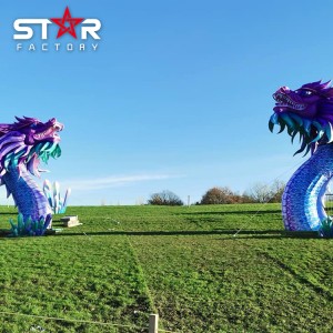 Фестиваль ліхтарів китайського дракона на відкритому повітрі