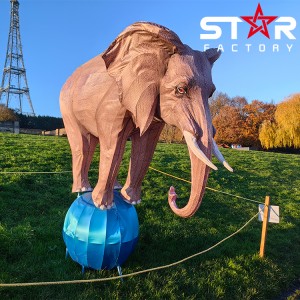 Sineeske Tradysjonele Lanterns Life Size Elephant Silk Lanterns
