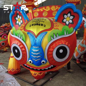Dekoracja chińskiego festiwalu Jedwabna latarnia Lampiony tygrysie ze zwierzętami