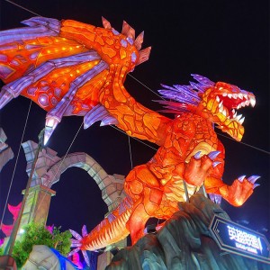 Չինական փառատոնի լապտերների ցուցադրություն Silk Lantern Flying Dragon Lantern թեմատիկ այգու համար