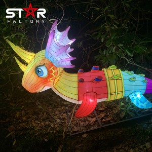 Sgeadachadh pàirce LED Animal Beautiful Sìne Silk Lantern