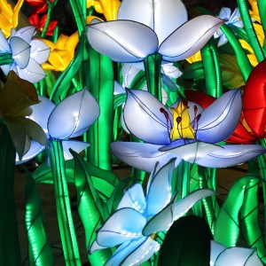 Pielāgota āra ziedu laternu festivāla dekorācijas LED ūdensnecaurlaidīga ziedu gaisma