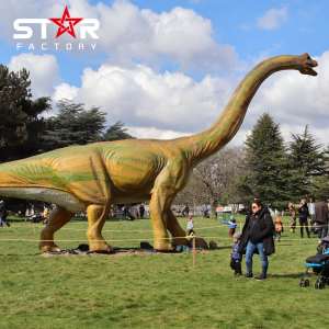 Teminis parkas, didelis traukos tikroviškas animacinių dinozaurų modelis