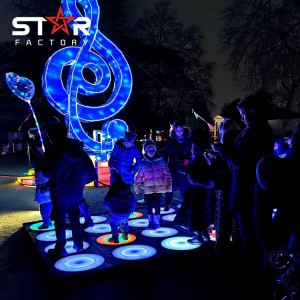 Outdoor Personnalisatioun Chinese Park Lantern Festival Blummen Seidewiever Lantern