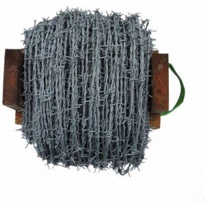 Prix ​​de fil de fer barbelé galvanisé à chaud d'approvisionnement en usine de fil de fer barbelé en gros par rouleau