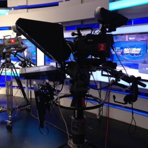 ST Teleprompter (Presidential and Broadcast Studio Teleprompter on Camera and Self-Stand type)