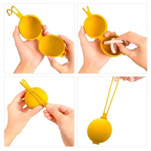 Convenient and dustproof hanging strap silicone pacifier box Food grade baby pacifier storage box