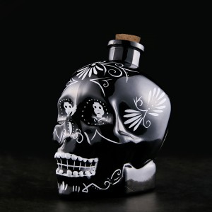 Hand Painted Luxury Skull Decanter 700ml ສີດໍາ