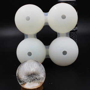 Stampo per palline di ghiaccio in silicone - 4 sfere (60 mm)