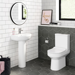 Tipy na nákup troch hlavných sanitárnych zariadení: WC vaňa a umývadlo v kúpeľni