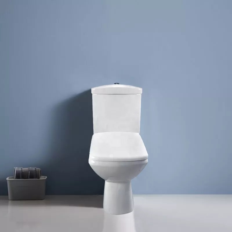 bijela moderna kupaonica keramički wc