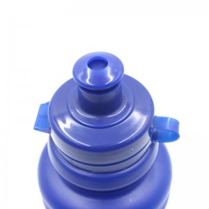 Sporta ūdens pudeles, atkārtoti lietojamas bez BPA plastmasas, pavelkams augšējais noplūdes necaurlaidīgs dzēriena snīpis, DIY pielāgošana uzņēmuma zīmola veidošanai, līdzekļu vākšana, fitnesam