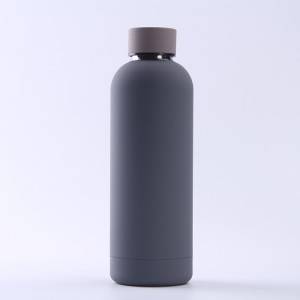 Novi proizvodi po narudžbi Dvostruko izolirana boca za vodu Prilagođena metalna boca za vodu vrhunskog kvaliteta od nehrđajućeg čelika