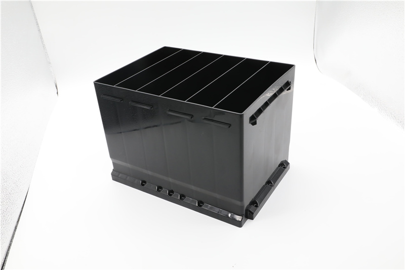 fabricação de moldes para caixas de baterias automotivas