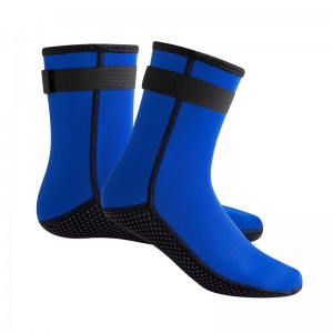 ถุงเท้านีโอพรีนสำหรับกีฬาทางน้ำและกิจกรรมชายหาด