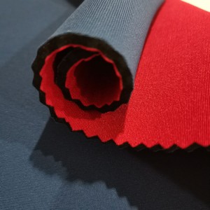 Obojstranný 3 mm neoprén pre neoprénový oblek